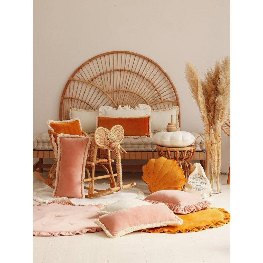 Janna schelp kussen – mosterd