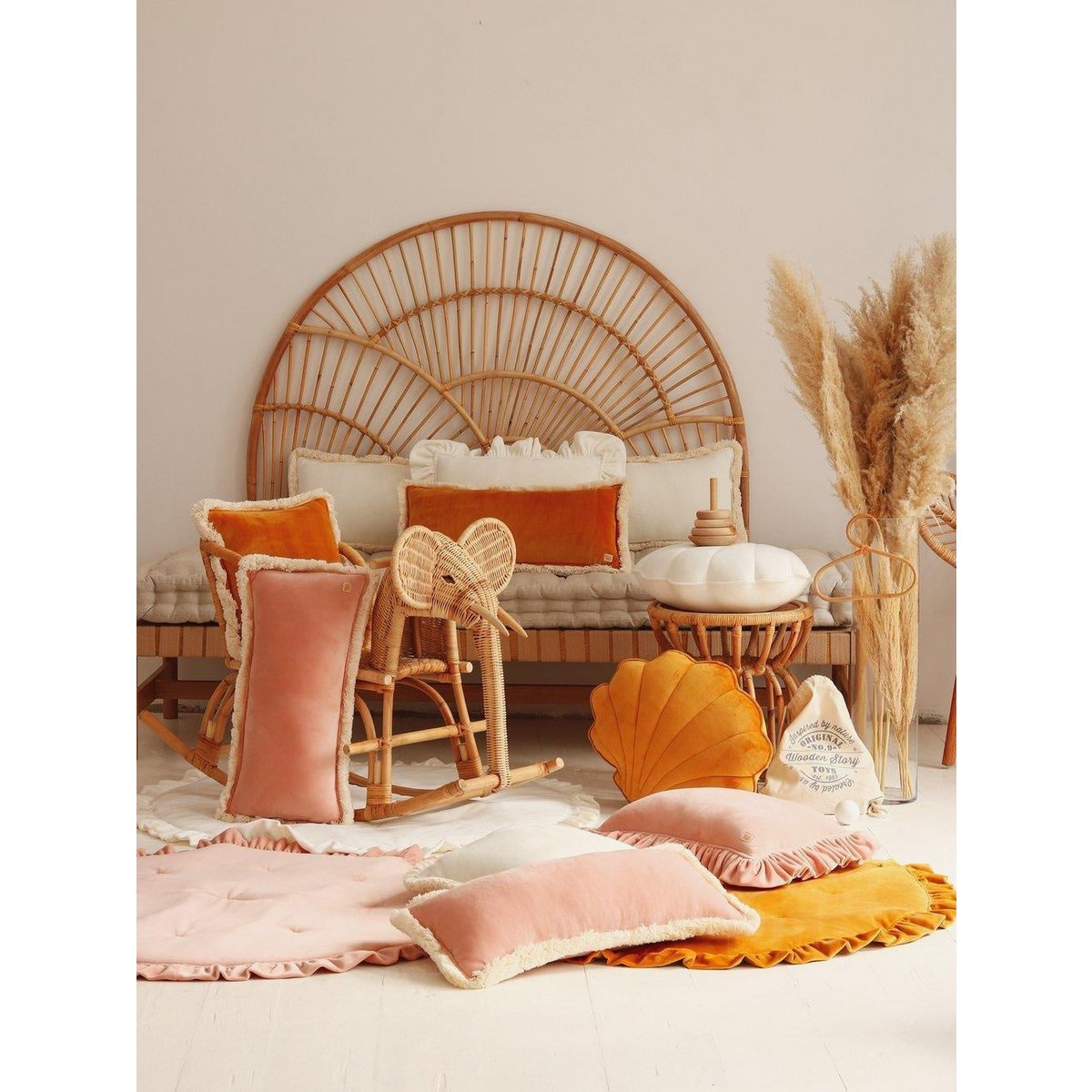 Janna schelp kussen – mosterd